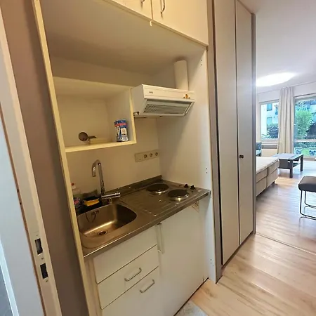 Messe Flughafen Nah Mit Waschmaschine Apartment *
